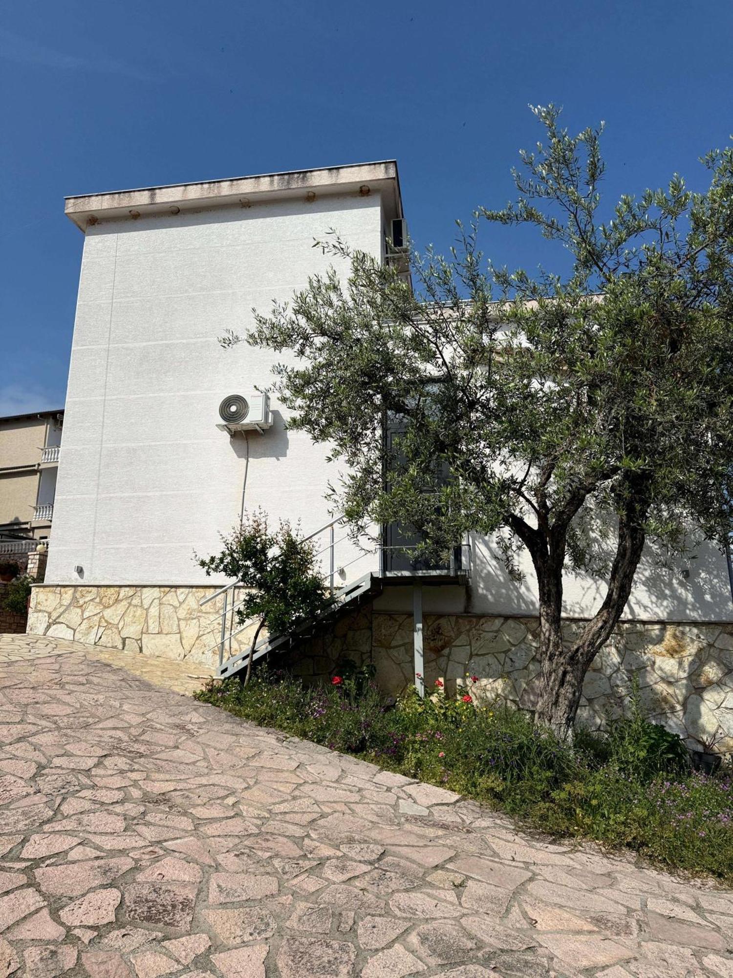 Vila Bilali Apartamento Ksamil Exterior foto