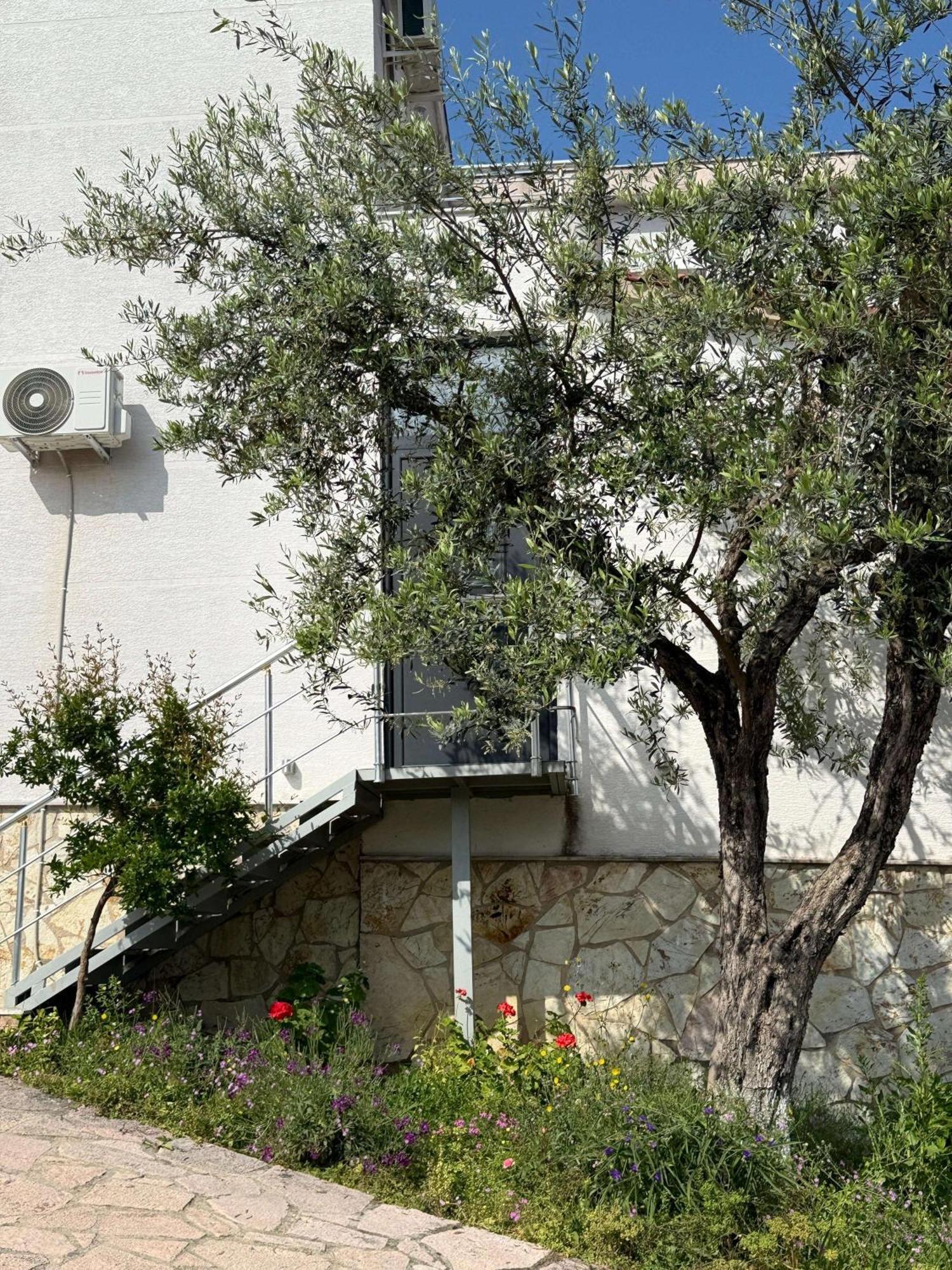 Vila Bilali Apartamento Ksamil Exterior foto
